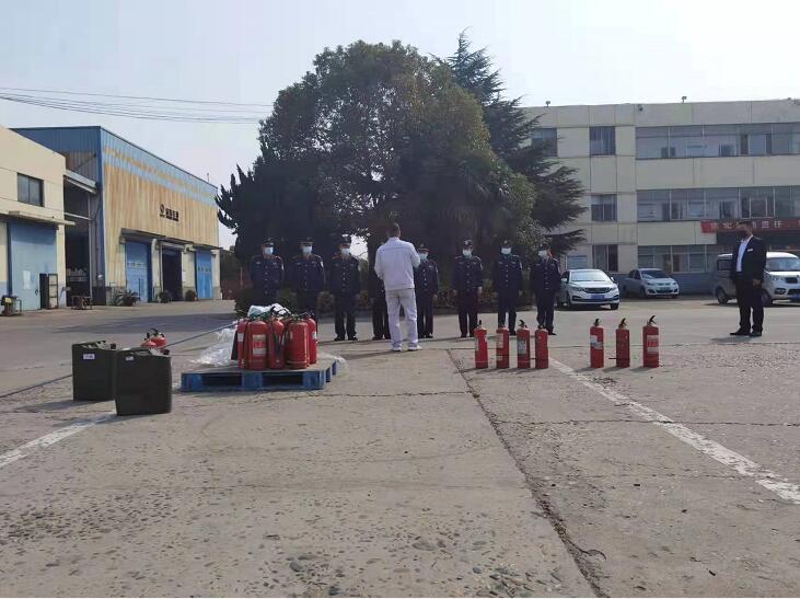 獵鷹保安公司積極組織，開展消防實戰(zhàn)演練，防患于未“燃”