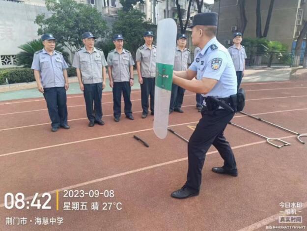 獵鷹護(hù)航秋季開學(xué)，強(qiáng)化駐校保安員培訓(xùn)